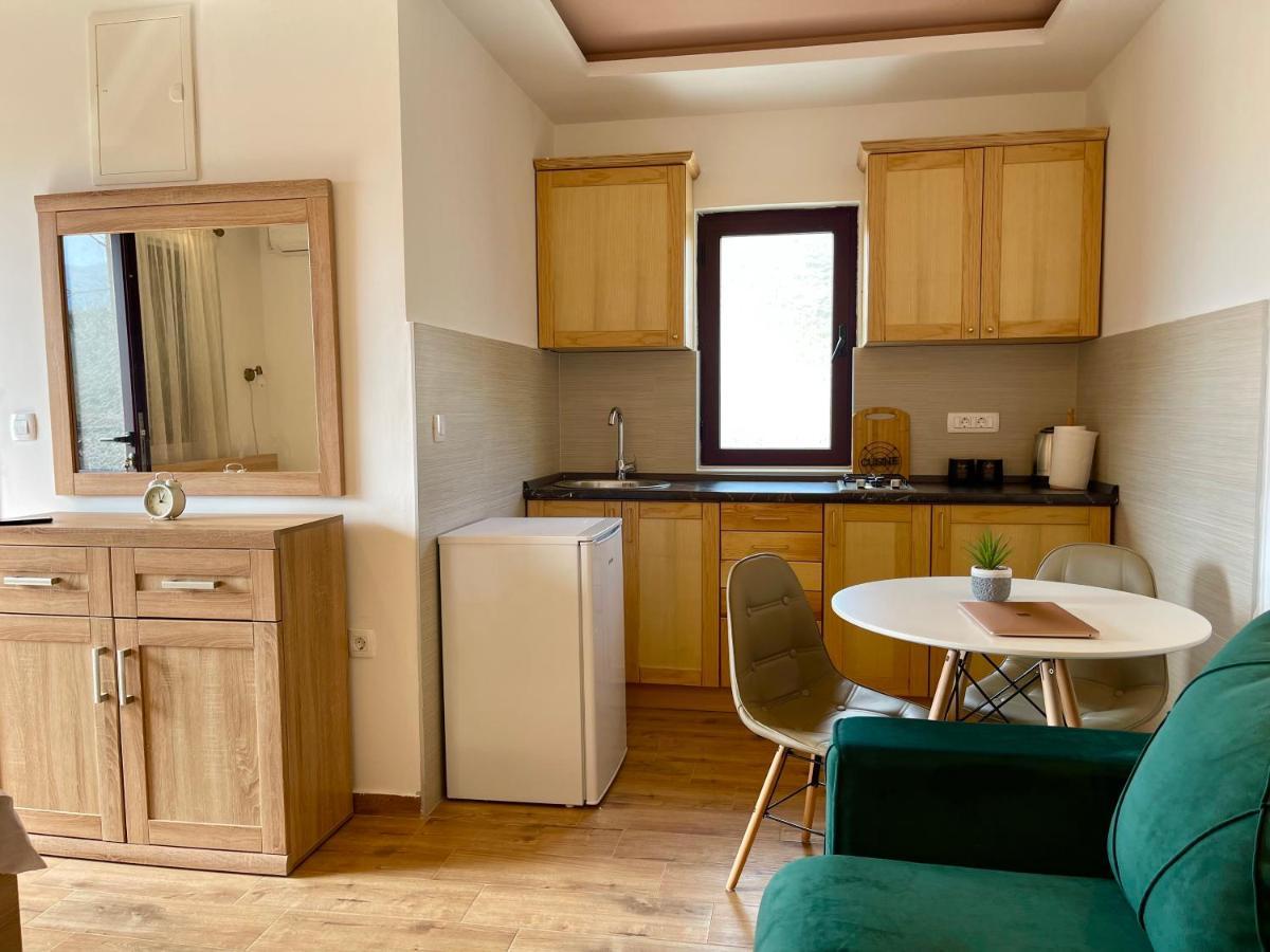 Apartments Four Countesses Virpazar Exterior foto